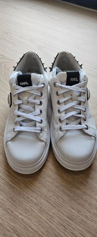 Zapatillas Karl Lagerfeld Blancas con Tachuelas
