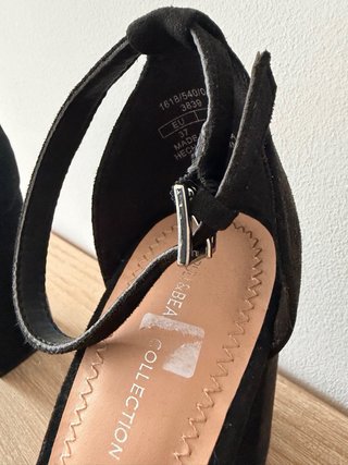 Sandalias Pull&Bear tacón terciopelo negro 37