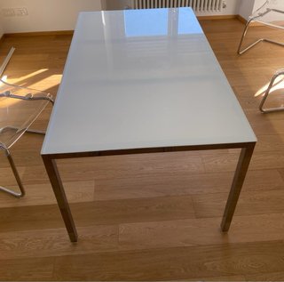 Tavolo Ikea Torsby vetro e metallo