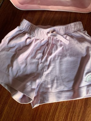 Lote niña: Neceser y pantalón corto