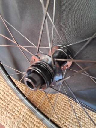 Roda Zipp 303 S