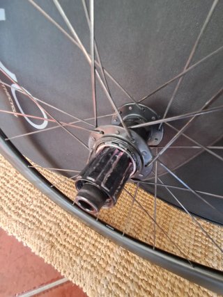 Roda Zipp 303 S