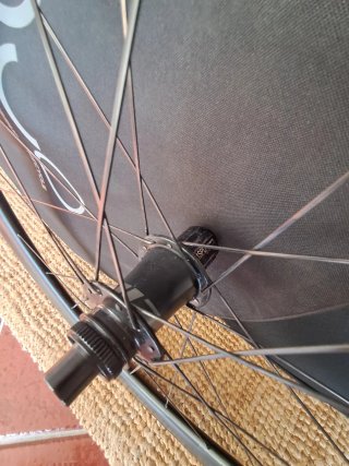 Roda Zipp 303 S