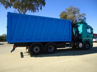 Scania P 420--CAMIONES CON GRUA