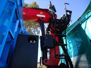 Scania P 420--CAMIONES CON GRUA