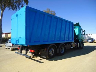 Scania P 420--CAMIONES CON GRUA