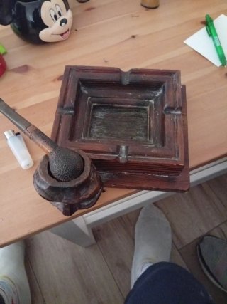 Cenicero de madera vintage