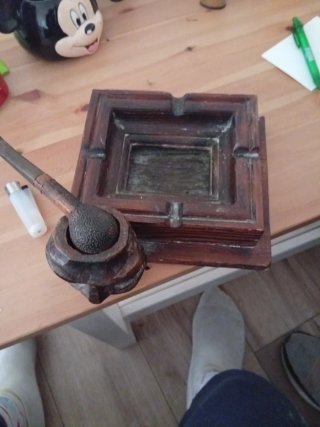 Cenicero de madera vintage