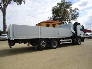 Mercedes ACTROS 2532--CAMIONES CON GRUA