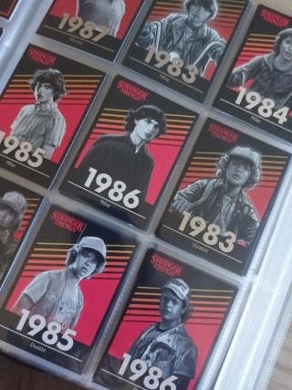 Colección Cartas Stranger Things