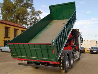 Mercedes ACTROS 2532--CAMIONES CON GRUA