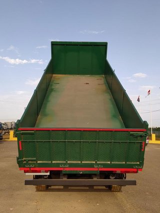 Mercedes ACTROS 2532--CAMIONES CON GRUA