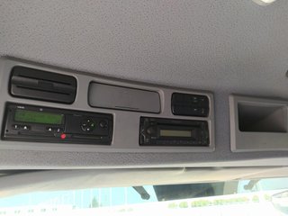 Mercedes ACTROS 2532--CAMIONES CON GRUA