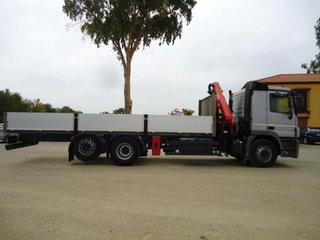 Mercedes ACTROS 27 41---CAMIONES CON GRUA
