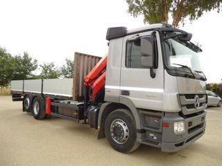 Mercedes ACTROS 27 41---CAMIONES CON GRUA