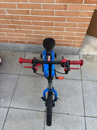 Bicicleta infantil B'TWIN azul
