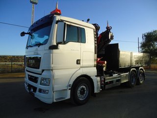 Mercedes TGS 26 440--CAMIONES CON GRUA