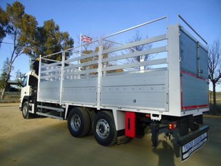 Volvo FM9 380--CAMIONES CON GRUA
