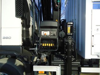 Volvo FM9 380--CAMIONES CON GRUA