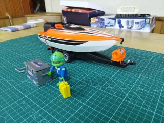 Barca Playmobil con remolque
