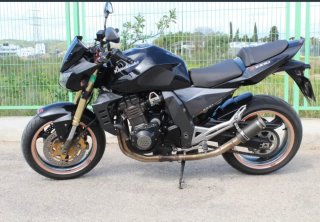 Kawasaki Z1000 Negra