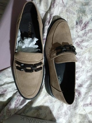 Zapatos plataforma beige y negros T.37