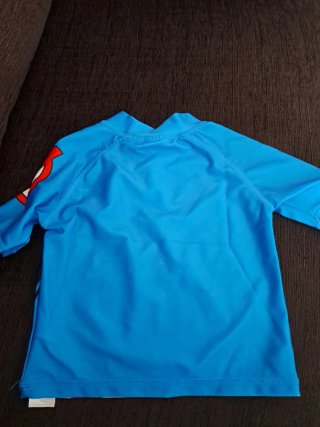 Camiseta Piscina Bebé Capitán América Marvel