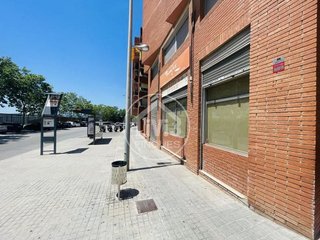 Local comercial en venta en Sant Joan Despí