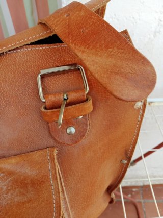 Bolso de viaje de cuero hecho a mano