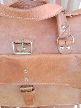 Bolso de viaje de cuero hecho a mano