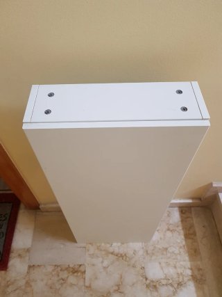 Armario de baño blanco