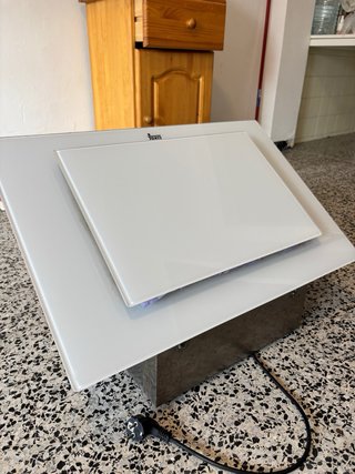 Campana extractora Teka vertical blanca