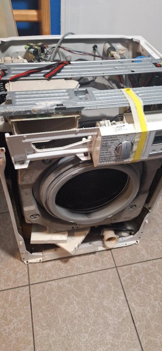 LAVADORA AEG PARA PIEZAS RECAMBIOS