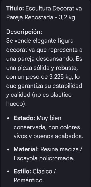 Figura pareja en barca antigua