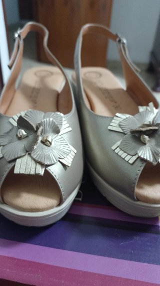 Sandalias DULCEPIES doradas talla 38