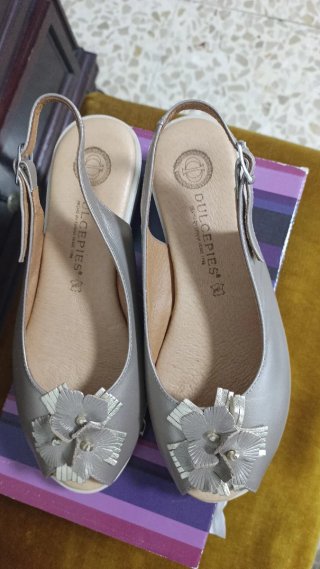 Sandalias DULCEPIES doradas talla 38