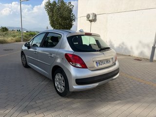 Peugeot 207 2013