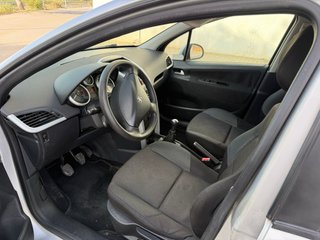 Peugeot 207 2013