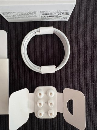 Apple AirPods Pro 2 (2022) Blancos