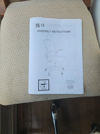 Silla de escritorio ergonómica con reposacabezas