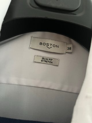 Traje de chico azul con camisa blanca