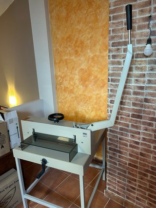 Guillotina manual IDEAL 4700