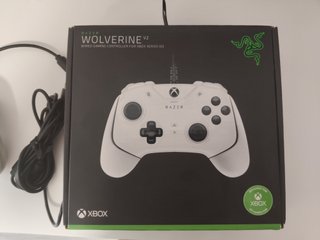 Mando Xbox Wolverine V2 Blanco Razer