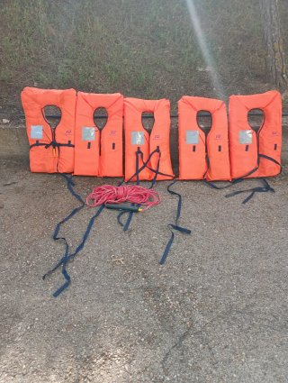 5 Chalecos náuticos Plastimo - Gran flotabilidad.