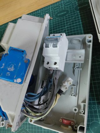 Cajas Eléctricas Suco con Enchufes