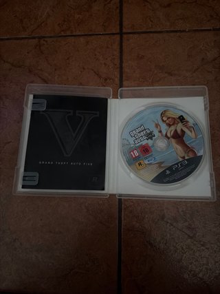 Grand Theft Auto IV y V PS3