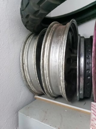 Llantas y basculante Suzuki GS500