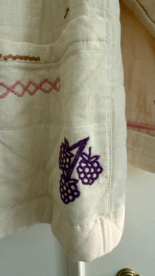 Chaqueta Zara guateada bordada