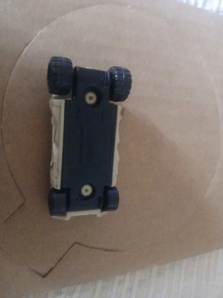 Hot Wheels Carro de Combate Camuflado