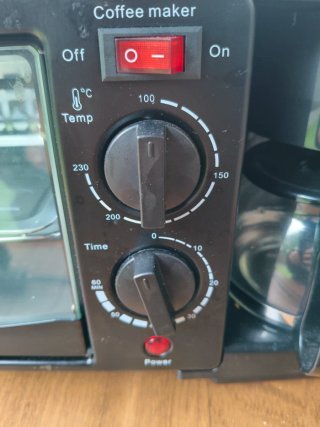 Tostadora y Cafetera 2 en 1